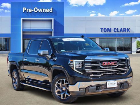 Used 2022 GMC Sierra 1500 SLT RWD image 1
