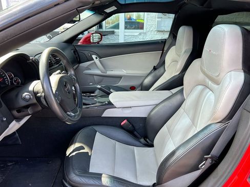 Used 2012 Chevrolet Corvette Grand Sport w/ 3LT Preferred Equipment Group RWD image 23