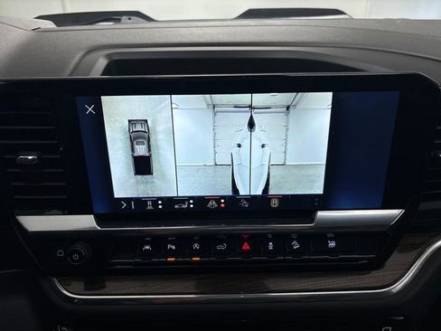 Used 2024 Chevrolet Silverado 1500 LT Trail Boss w/ LT Trail Boss Premium Package image 49