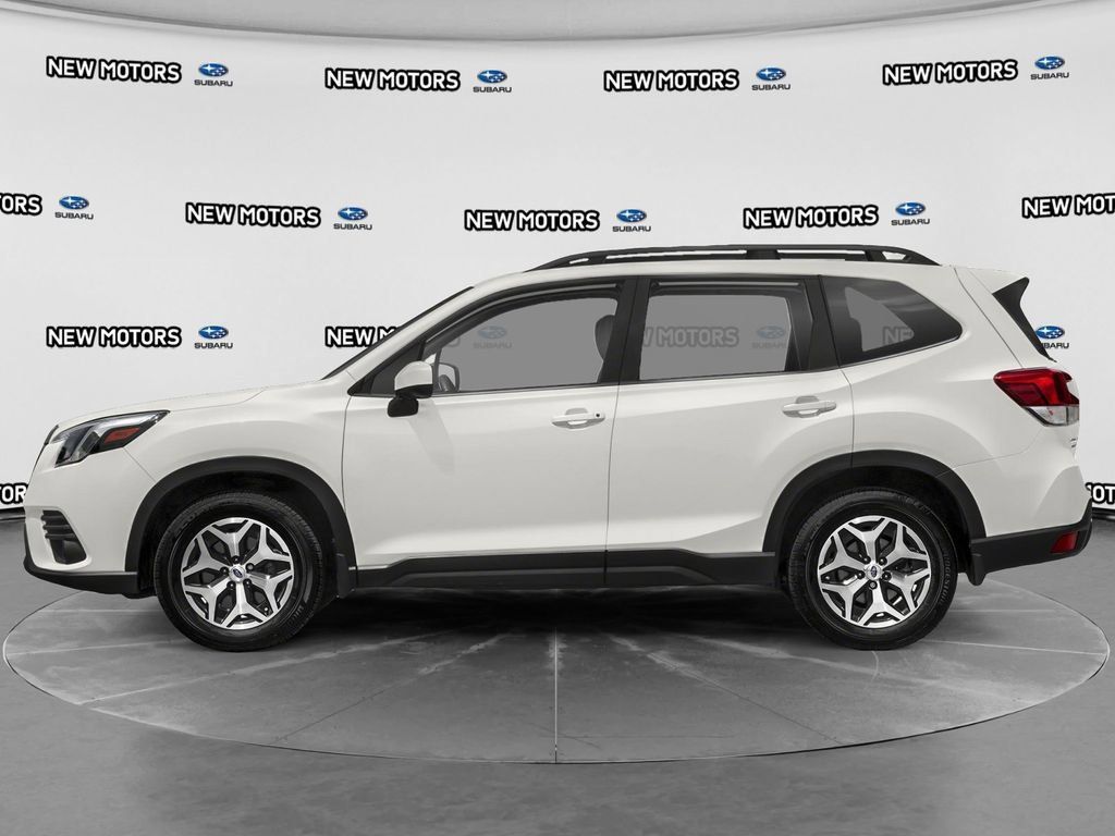 Certified 2024 Subaru Forester Premium AWD/4WD image 3