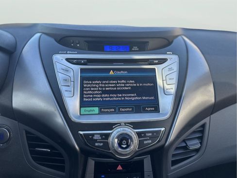 Used 2012 Hyundai Elantra Limited w/ Technology Pkg 5 image 17