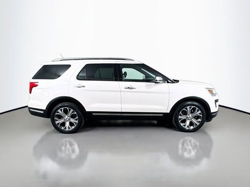 Used 2018 Ford Explorer Platinum AWD/4WD image 6