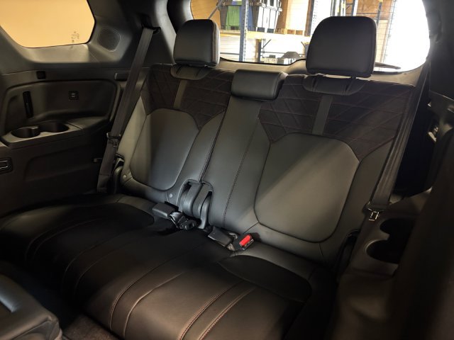 New 2026 Honda Pilot Black Edition image 17