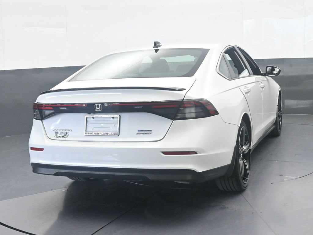 Used 2025 Honda Accord Sport image 5