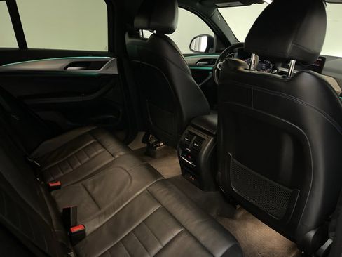 Used 2020 BMW X4 M40i w/ Premium Package image 32