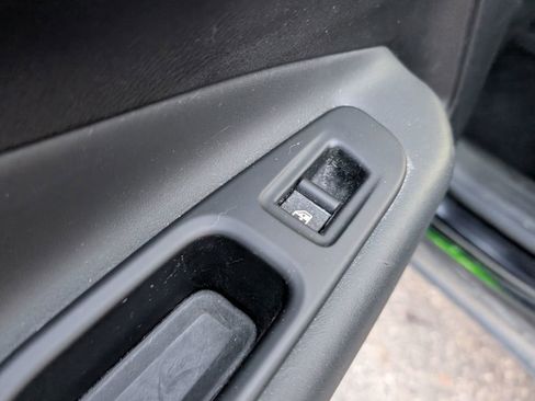 Used 2016 Jeep Renegade Latitude image 11