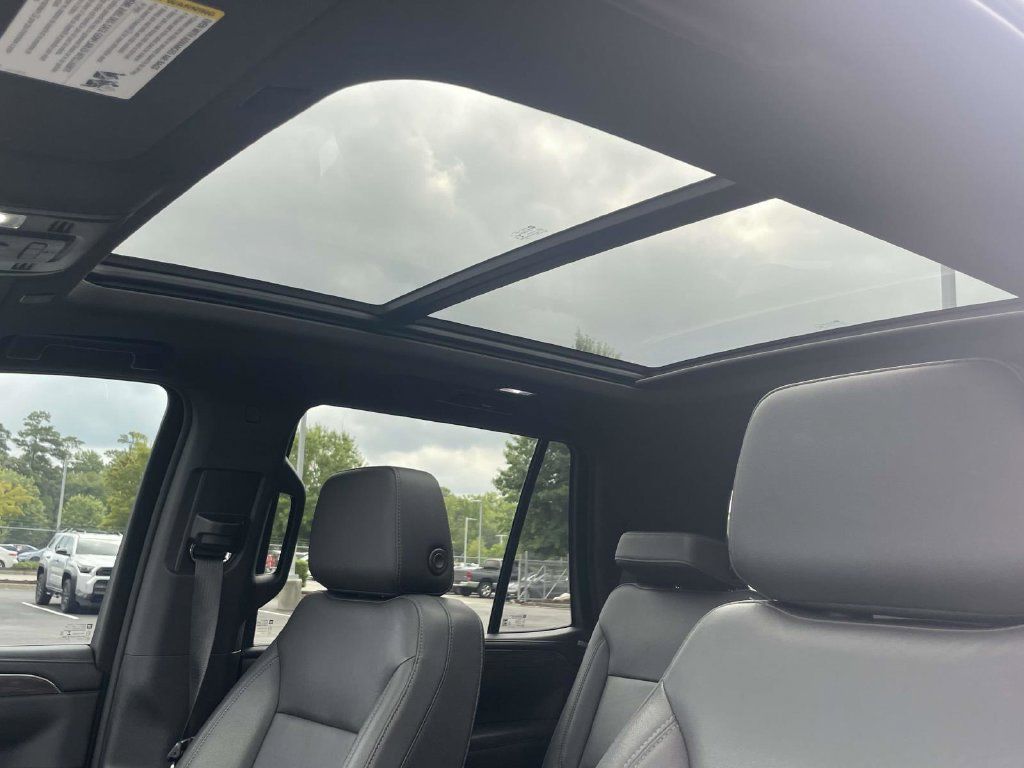 Used 2023 Chevrolet Tahoe Z71 AWD/4WD image 19