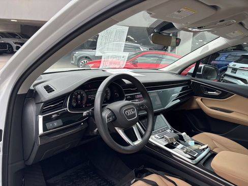 Used 2023 Audi Q7 2.0T Premium Plus w/ Premium Plus Package AWD/4WD image 12