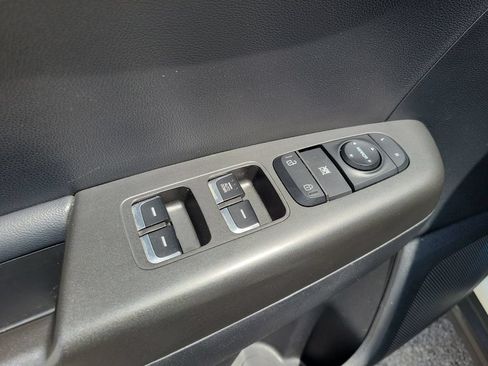 Used 2020 Kia Sportage LX FWD image 14