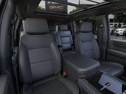New 2026 GMC Yukon XL Elevation image 18