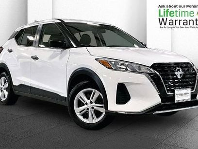 Certified 2025 Nissan Kicks Play S