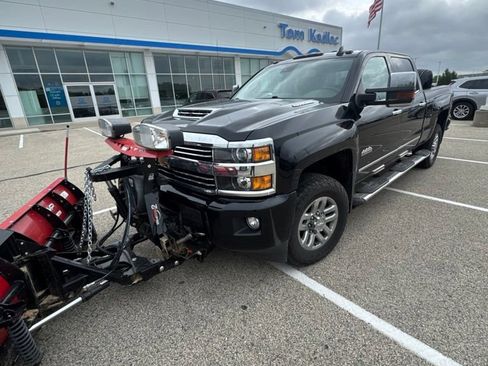 Used 2017 Chevrolet Silverado 3500 High Country w/ Duramax Plus Package AWD/4WD image 1