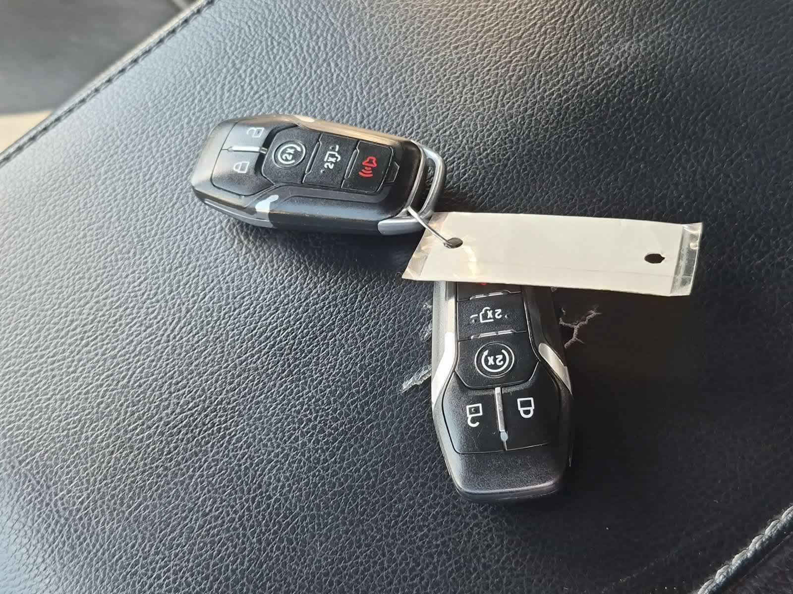 Used 2016 Ford F150 Lariat AWD/4WD image 33