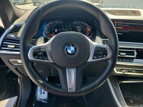 Used 2023 BMW X5 xDrive40i w/ M Sport Package AWD/4WD image 25