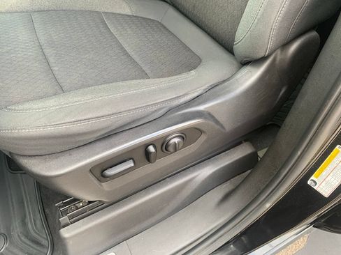 Used 2020 GMC Sierra 1500 Elevation AWD/4WD image 14