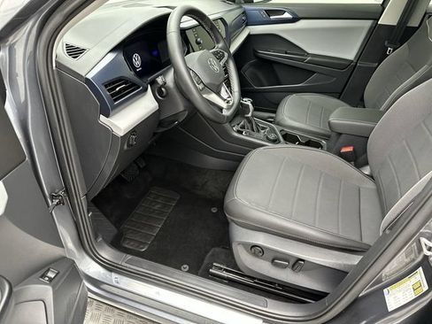 Certified 2023 Volkswagen Taos SE w/ Panoramic Sunroof Package AWD/4WD image 12