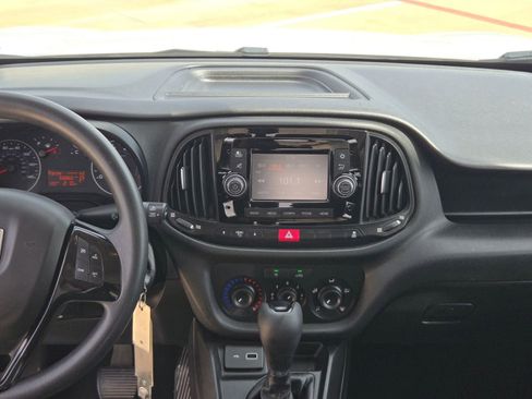 Used 2022 RAM ProMaster City Tradesman FWD image 14