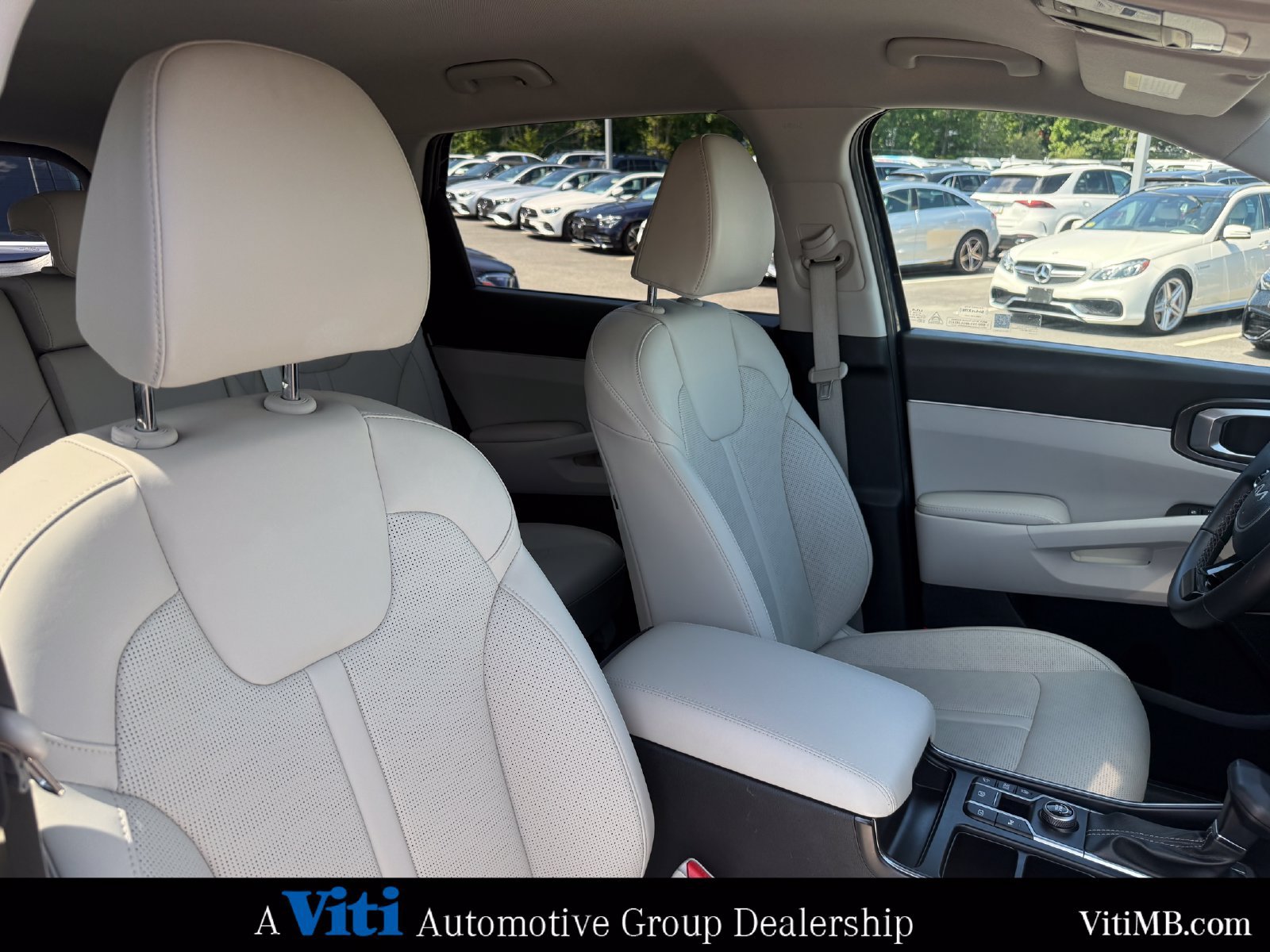 Used 2025 Kia Sorento S FWD image 29