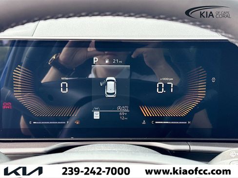 New 2026 Kia Sportage EX w/ EX Panorama Roof Package image 38