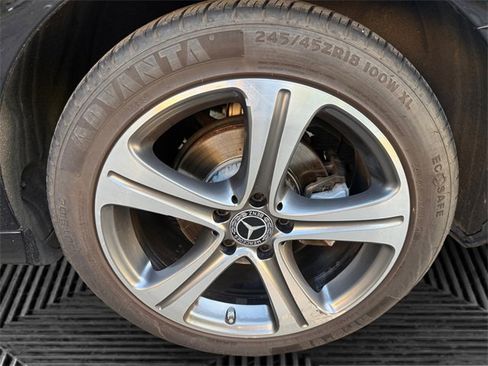 Used 2017 Mercedes-Benz E 300 E 300 image 35