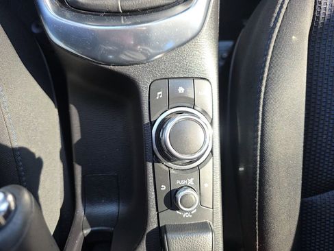 Used 2017 Toyota Yaris iA image 27