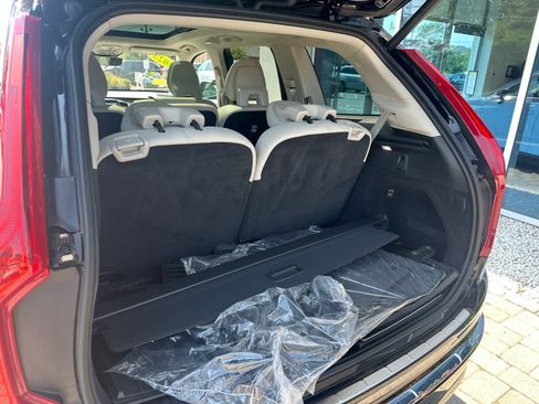 Used 2023 Volvo XC90 B6 Plus w/ Protection Package AWD/4WD image 34