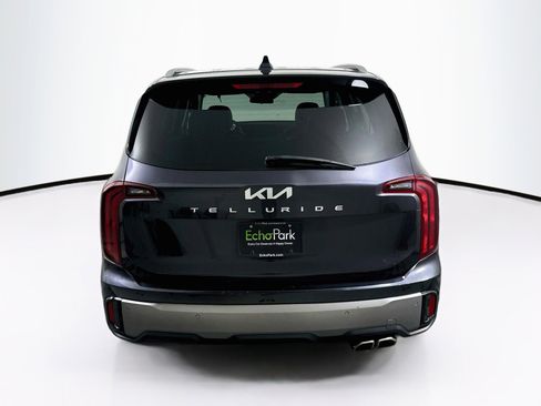 Used 2025 Kia Telluride S FWD image 7