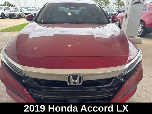 Used 2019 Honda Accord LX image 2