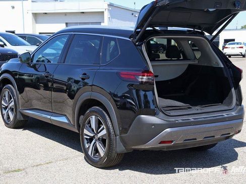 Certified 2023 Nissan Rogue SL w/ SL Premium Package image 21