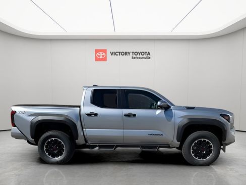 New 2025 Toyota Tacoma TRD Off-Road image 3