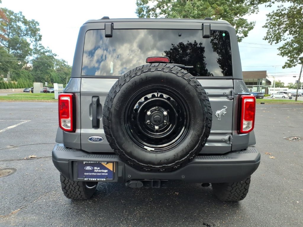 Certified 2023 Ford Bronco Black Diamond AWD/4WD image 3
