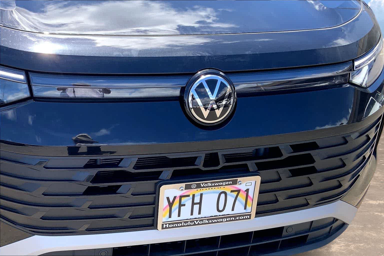 Used 2026 Volkswagen Tiguan SE FWD image 33