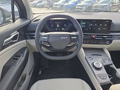 New 2026 Kia Sportage EX AWD/4WD image 14