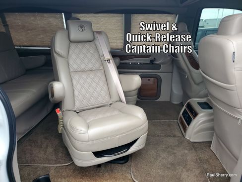Used 2021 GMC Savana 2500 RWD image 2