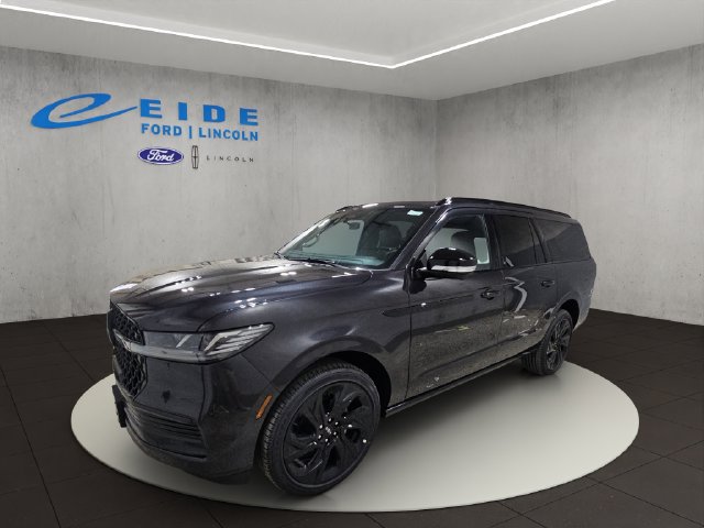 New 2027 Lincoln Navigator L Reserve w/ Jet Appearance Package AWD/4WD image 2