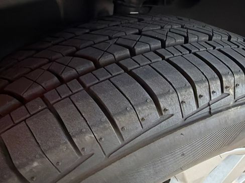 Used 2025 Hyundai Palisade SEL FWD image 3