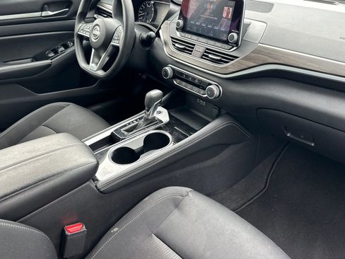 Certified 2023 Nissan Altima 2.5 SV image 15