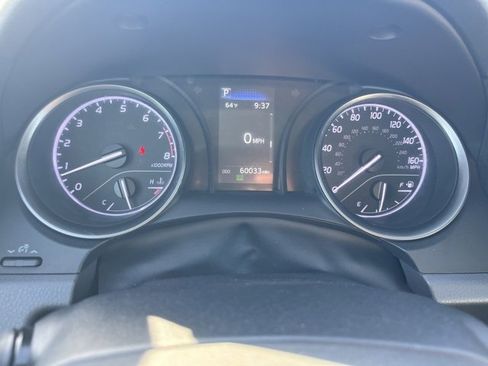 Used 2023 Toyota Camry SE image 12