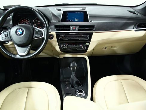 Used 2018 BMW X1 xDrive28i image 5