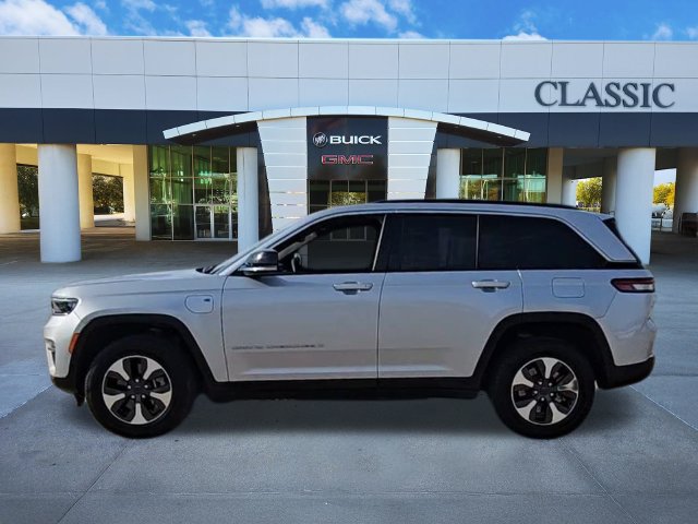 Used 2024 Jeep Grand Cherokee Limited 4xe AWD/4WD image 5