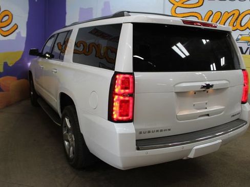Used 2020 Chevrolet Suburban Premier AWD/4WD image 6