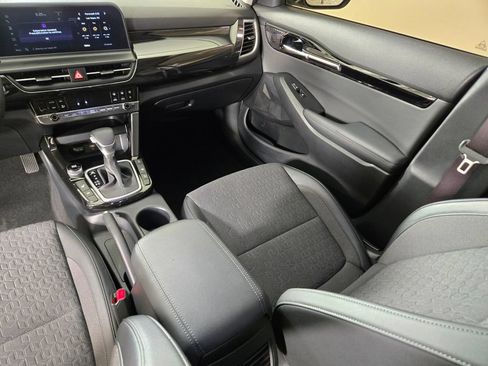 Used 2024 Kia Seltos S AWD/4WD image 18