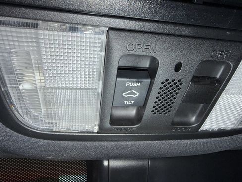 Used 2019 Honda Civic EX image 18