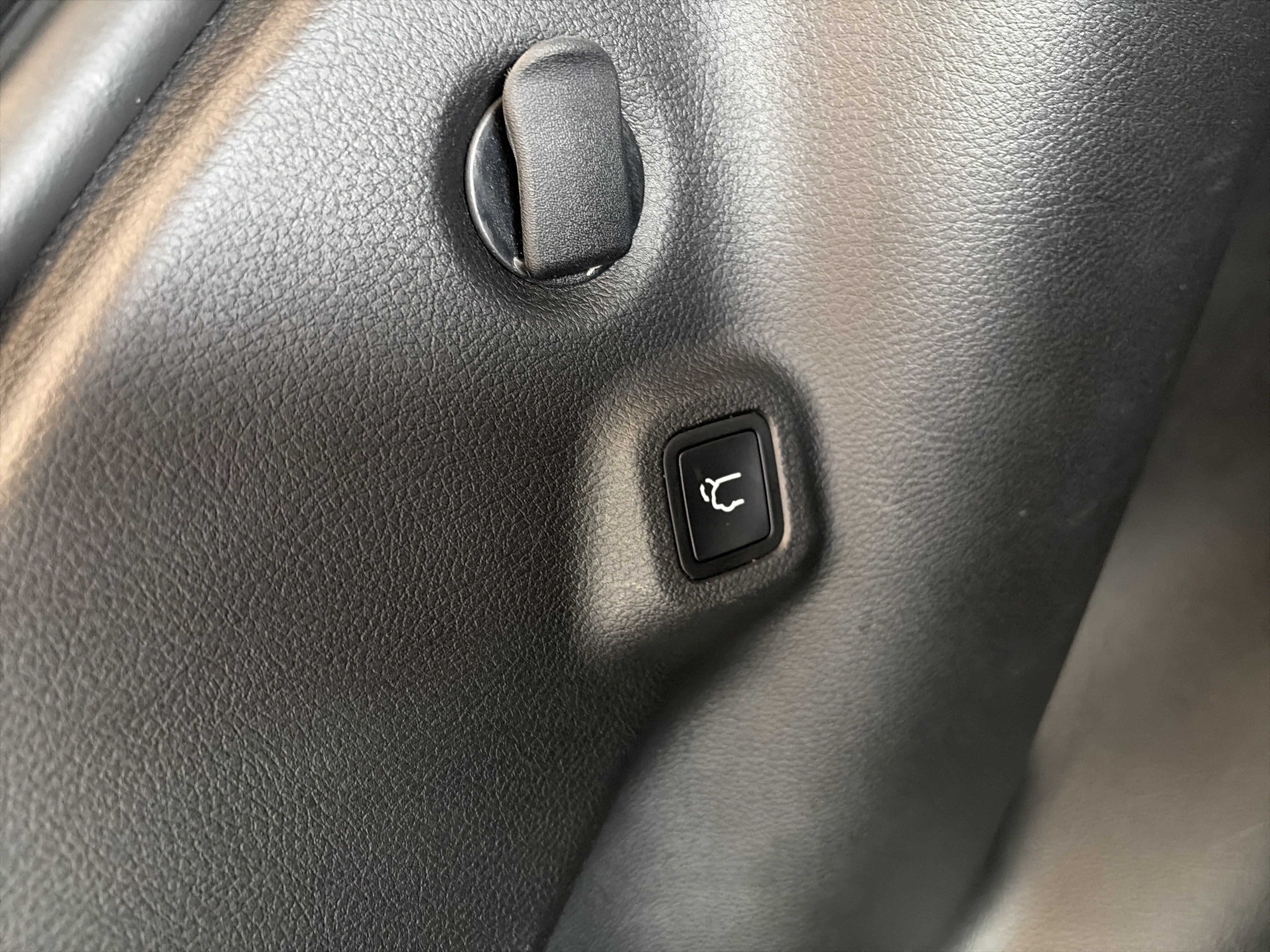 Used 2022 Jeep Compass High Altitude AWD/4WD image 19