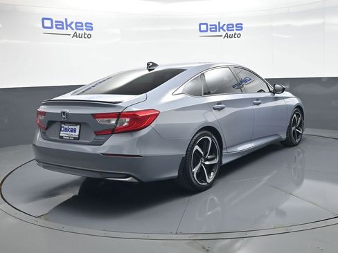 Used 2022 Honda Accord Sport image 8