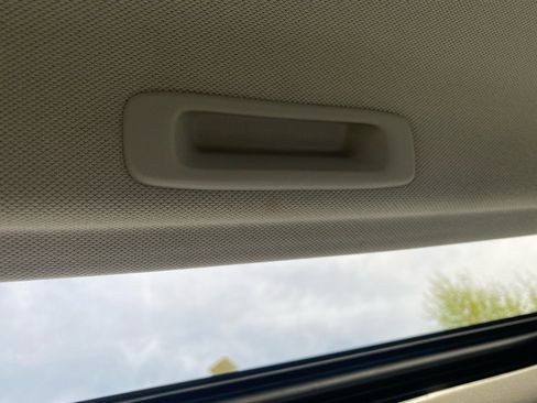 Used 2018 Honda Accord EX-L image 25