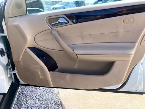 Used 2003 Mercedes-Benz C 240 Sedan image 16