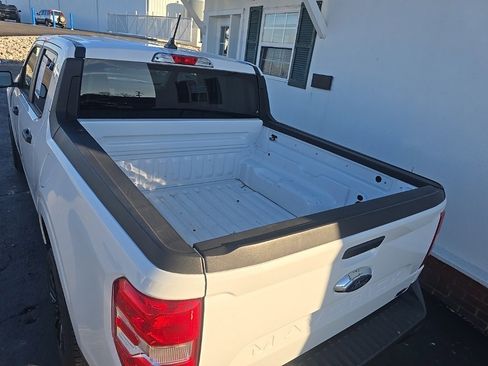 Used 2022 Ford Maverick XL image 7