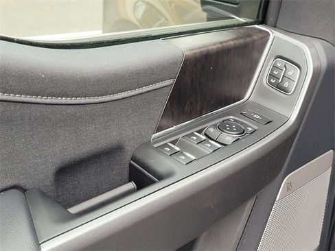 New 2026 Ford F250 Lariat w/ Chrome Package image 10