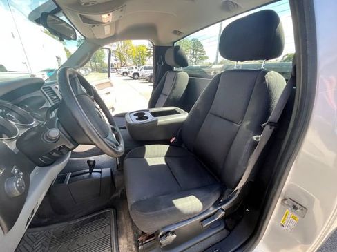 Used 2011 GMC Sierra 2500 W/T image 9